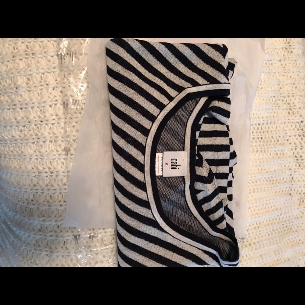 Cabi Siesta Poncho -Size Medium - Picture 3 of 3
